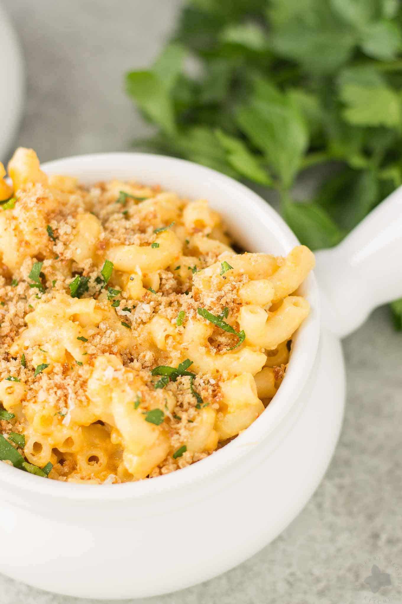 Slow Cooker Macaroni and Cheese