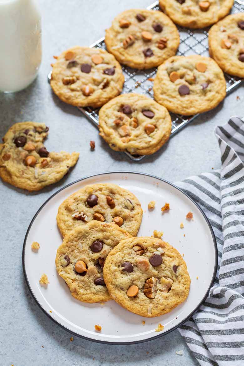 Chewy Seven Layer Cookies - Strawberry Blondie Kitchen