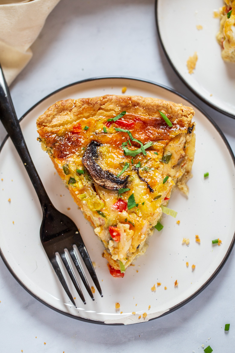 Easy Vegetable Quiche Strawberry Blondie Kitchen   Vegetable Quiche 8292 2 