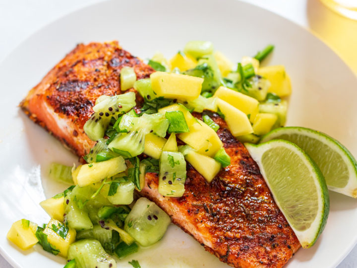 https://www.strawberryblondiekitchen.com/wp-content/uploads/2021/05/Jerk-Salmon-with-Kiwi-Mango-Salsa-9769-720x540.jpg