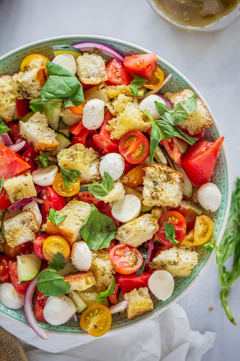 Summer Panzanella Salad with Garlic Butter Croutons - Strawberry ...